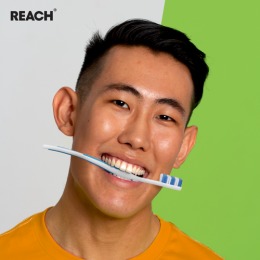 Reach щетка зубная Interdental Межзубная чистка, средней жесткости, в ассортименте