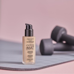 DEBORAH тональная основа матирующая EXTRA MAT PERFECTION MATTIFYING FOUNDATION